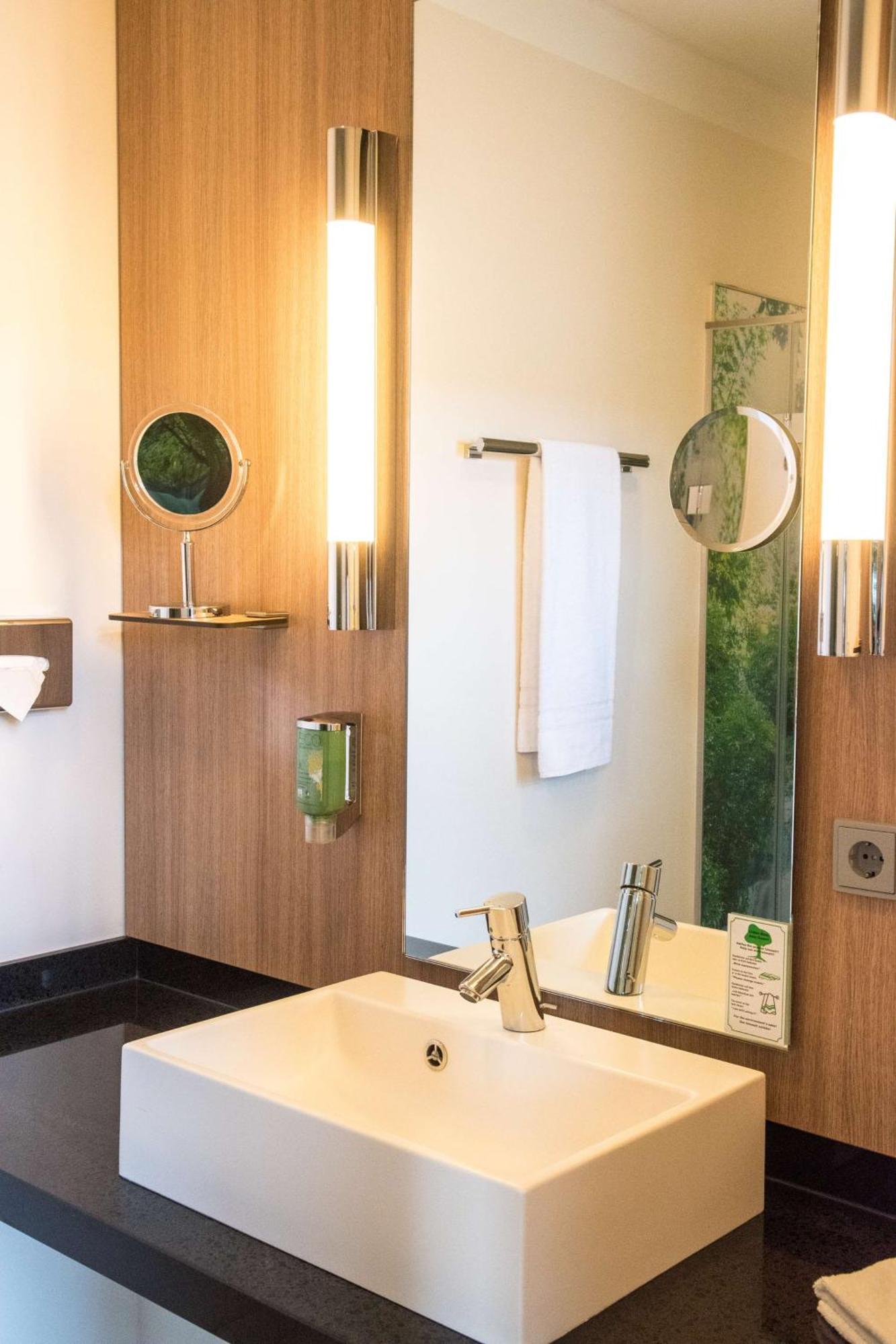 Livenwork Hotel & Coworking Gvz Ingolstadt Kültér fotó